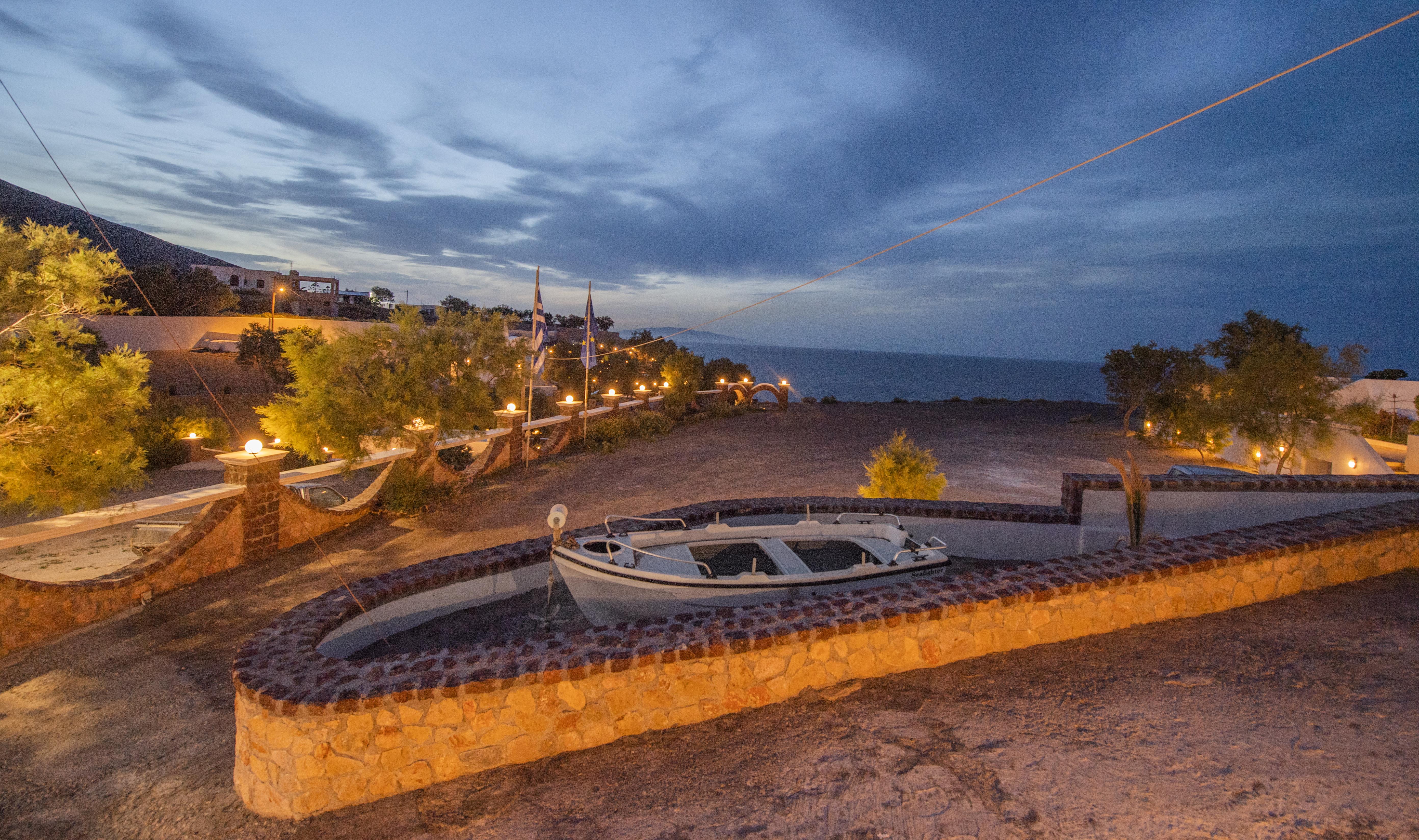 Starlight Luxury Seaside Villa & Suites อิเมโรวิยอน ภายนอก รูปภาพ