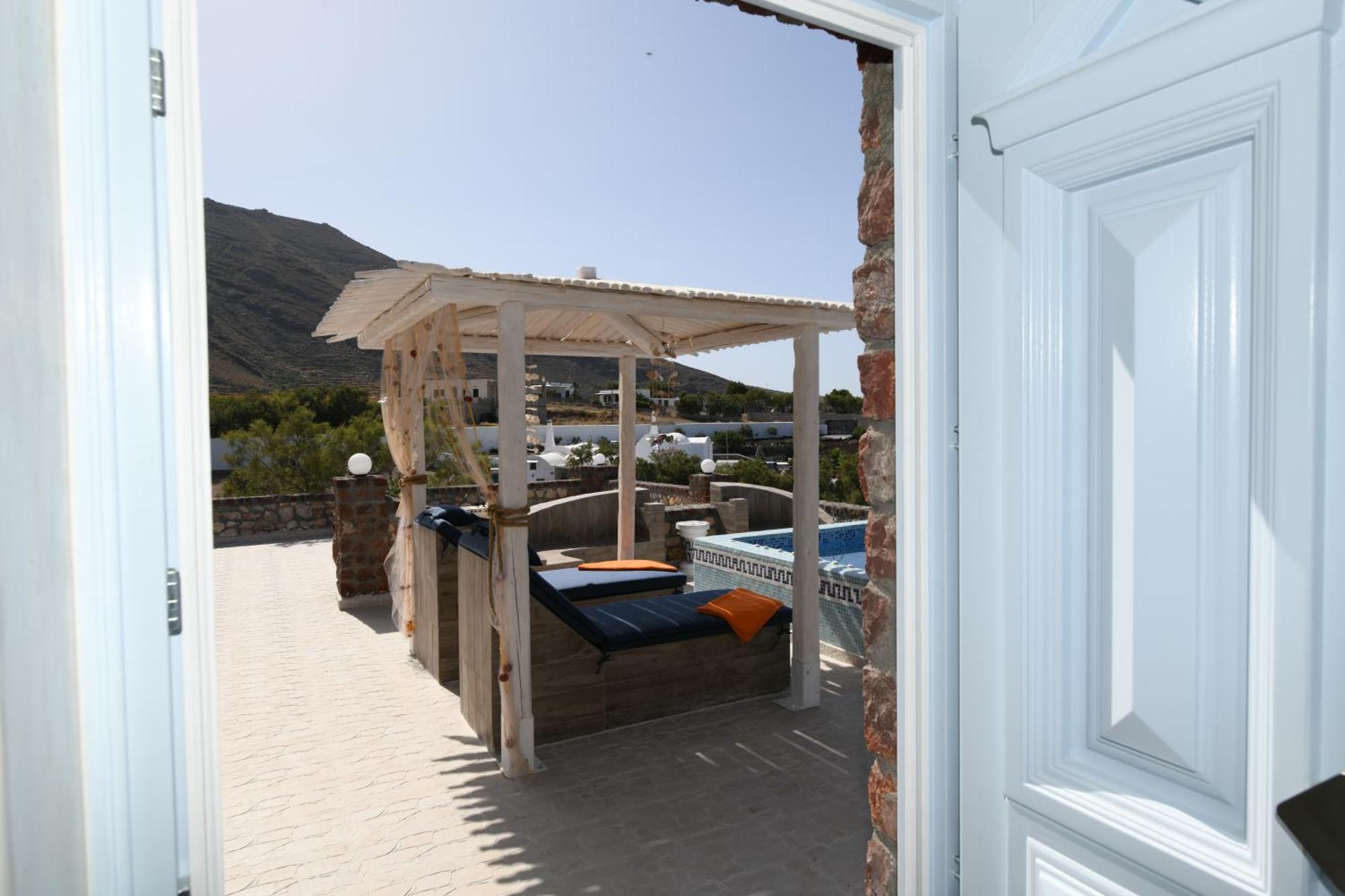 Starlight Luxury Seaside Villa & Suites อิเมโรวิยอน ภายนอก รูปภาพ