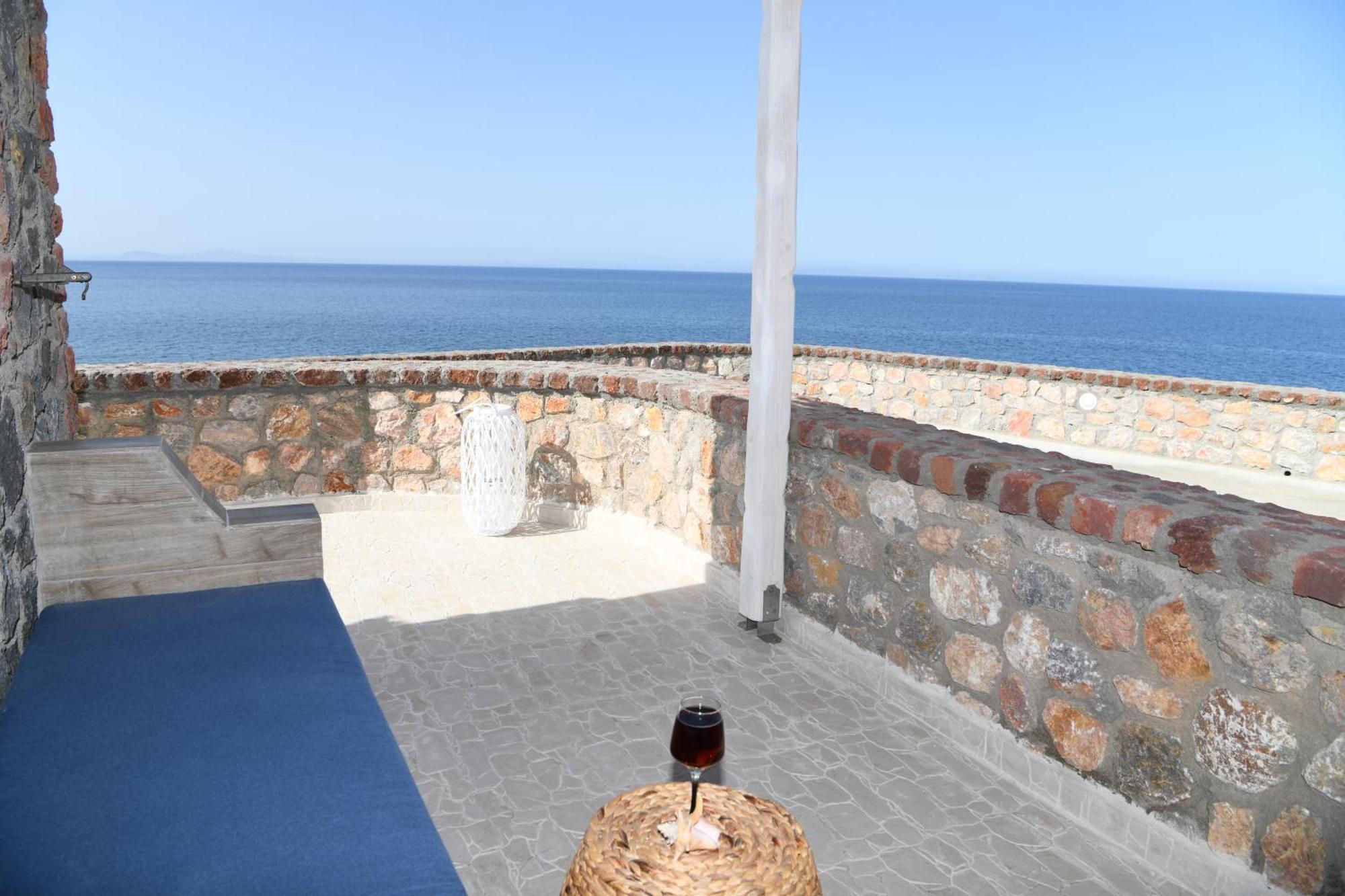 Starlight Luxury Seaside Villa & Suites อิเมโรวิยอน ภายนอก รูปภาพ